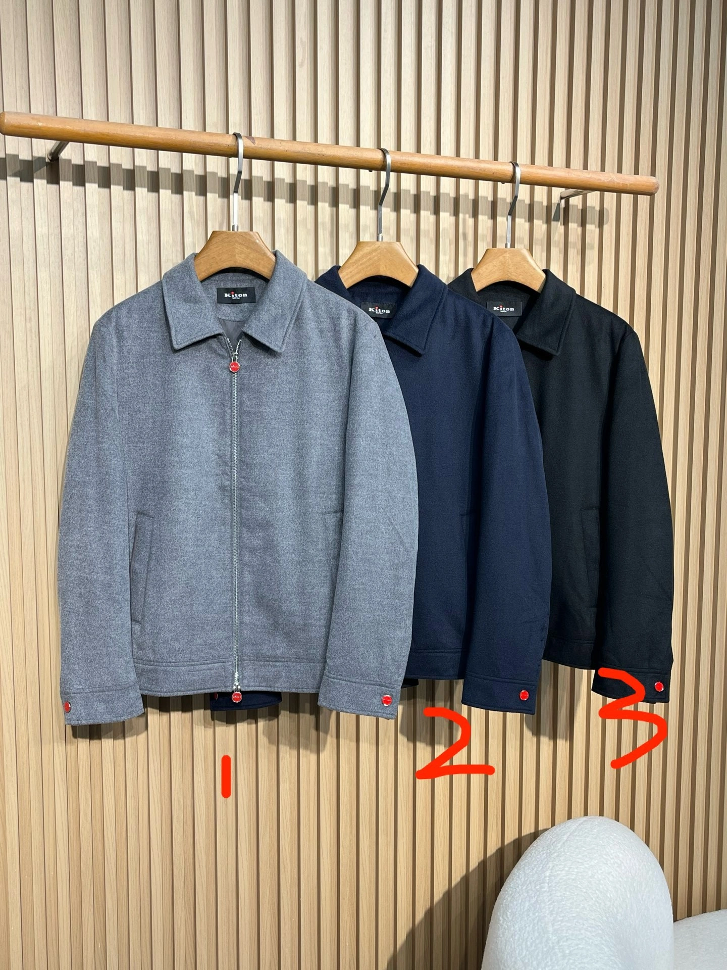 &wg.luxury--Other brands 3colour item: E-F443J1211-3H